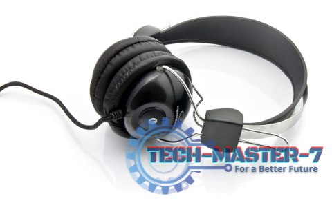 Słuchawki stereo z mikrofonem i regulacją głośności EH108 Słuchawki stereo z mikrofonem i regulacją głośności EH108