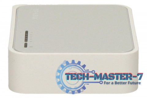 SF1005D switch L2 5x10/100 Desktop SF1005D switch L2 5x10/100 Desktop