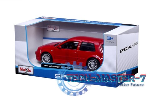 Model kompozytowy Volkswagen Golf R32 Grana 1/24 czerwony Model kompozytowy Volkswagen Golf R32 Grana 1/24 czerwony