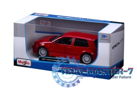 Model kompozytowy Volkswagen Golf R32 Grana 1/24 czerwony Model kompozytowy Volkswagen Golf R32 Grana 1/24 czerwony
